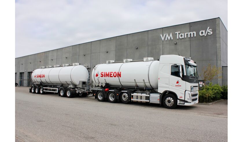 ​Simeon Tank Oy - 22.500 liter kemitank-påbygning og 37.500 liter kemitank-anhænger